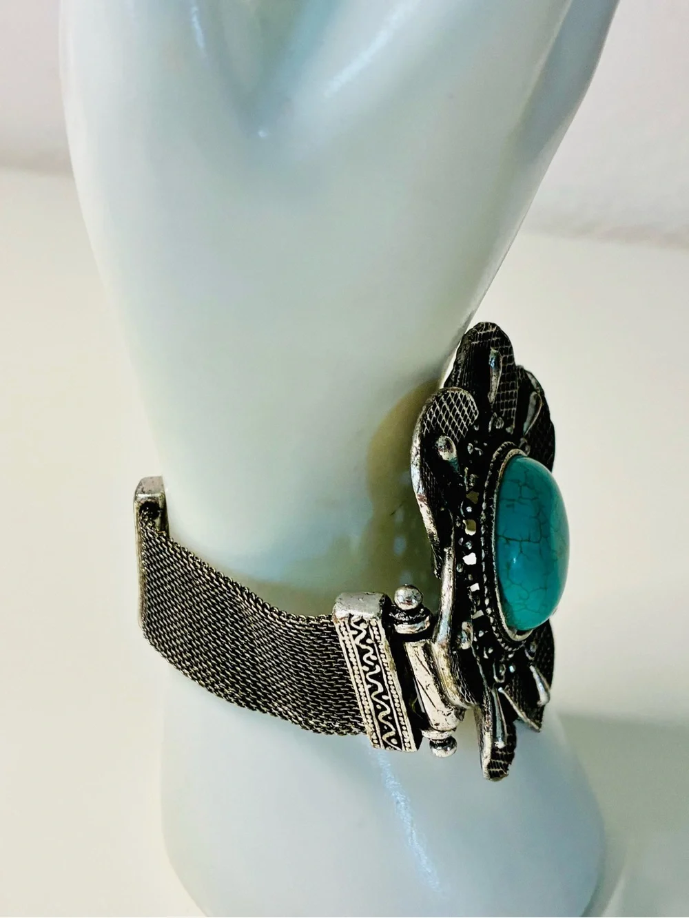 Faux Turquoise Center Floral Silver Bracelet - Women Jewelry Oversized Casual